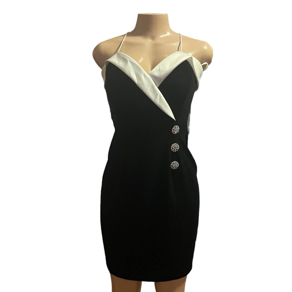 Betsy & Adam dress - Picture 1 of 4